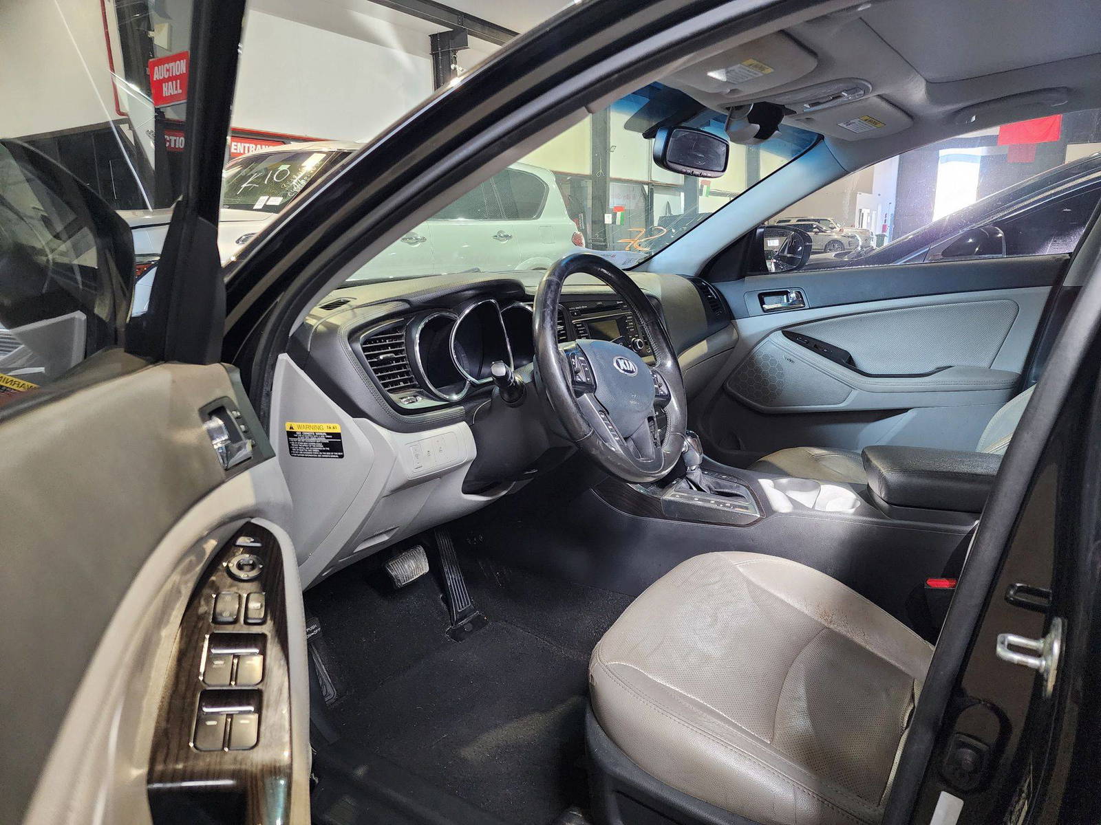 2013 KIA OPTIMA — 262511 Miles — Lot 79415244 — Al Quoz - Marhaba Auctions Used Cars - Image 9