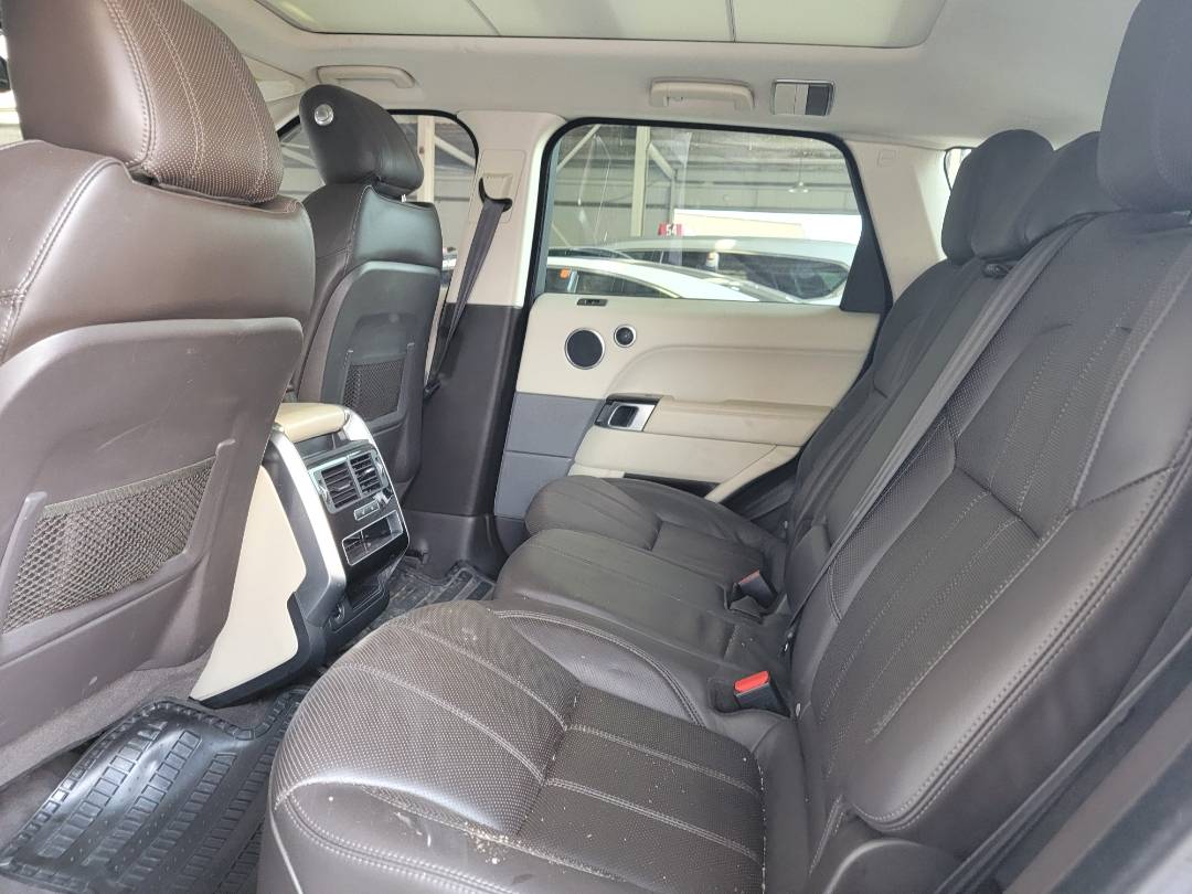 2014 LAND ROVER RANGE ROVER SPORT HSE — 96498 Miles — Lot EA370006 — Main - Marhaba Auctions Used Cars - Image 7