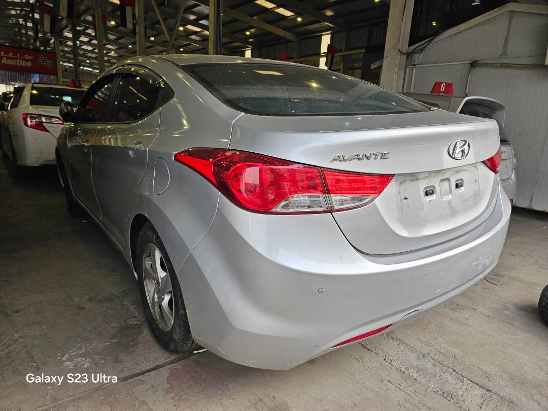 2014 HYUNDAI AVANTE — 90959 KM — Lot 881098 — Main - Marhaba Auctions Used Cars - Image 3
