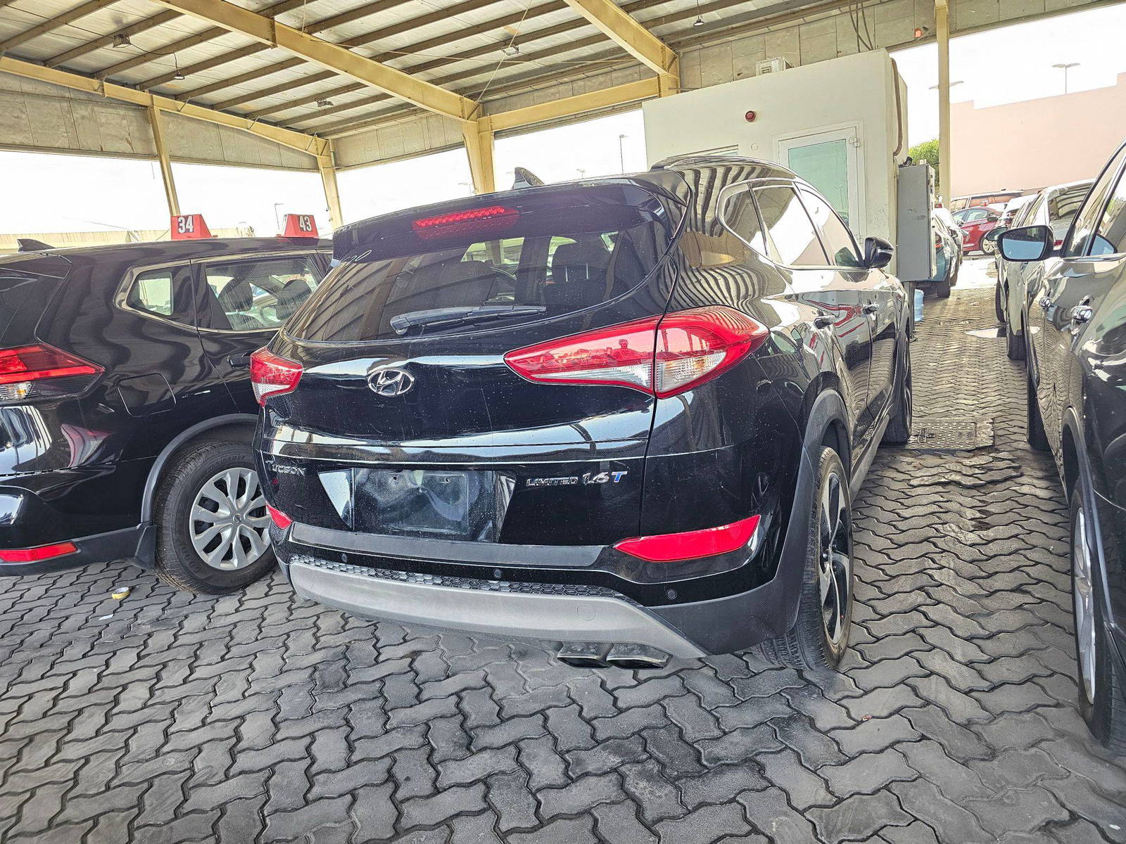 2018 HYUNDAI TUCSON — 95939 Miles — Lot U783326 — Souq - Marhaba Auctions Used Cars - Image 4