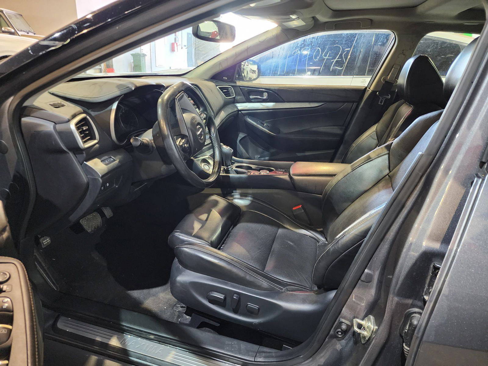 2017 NISSAN MAXIMA — 142421 Miles — Lot 38999080 — Al Quoz - Marhaba Auctions Used Cars - Image 9
