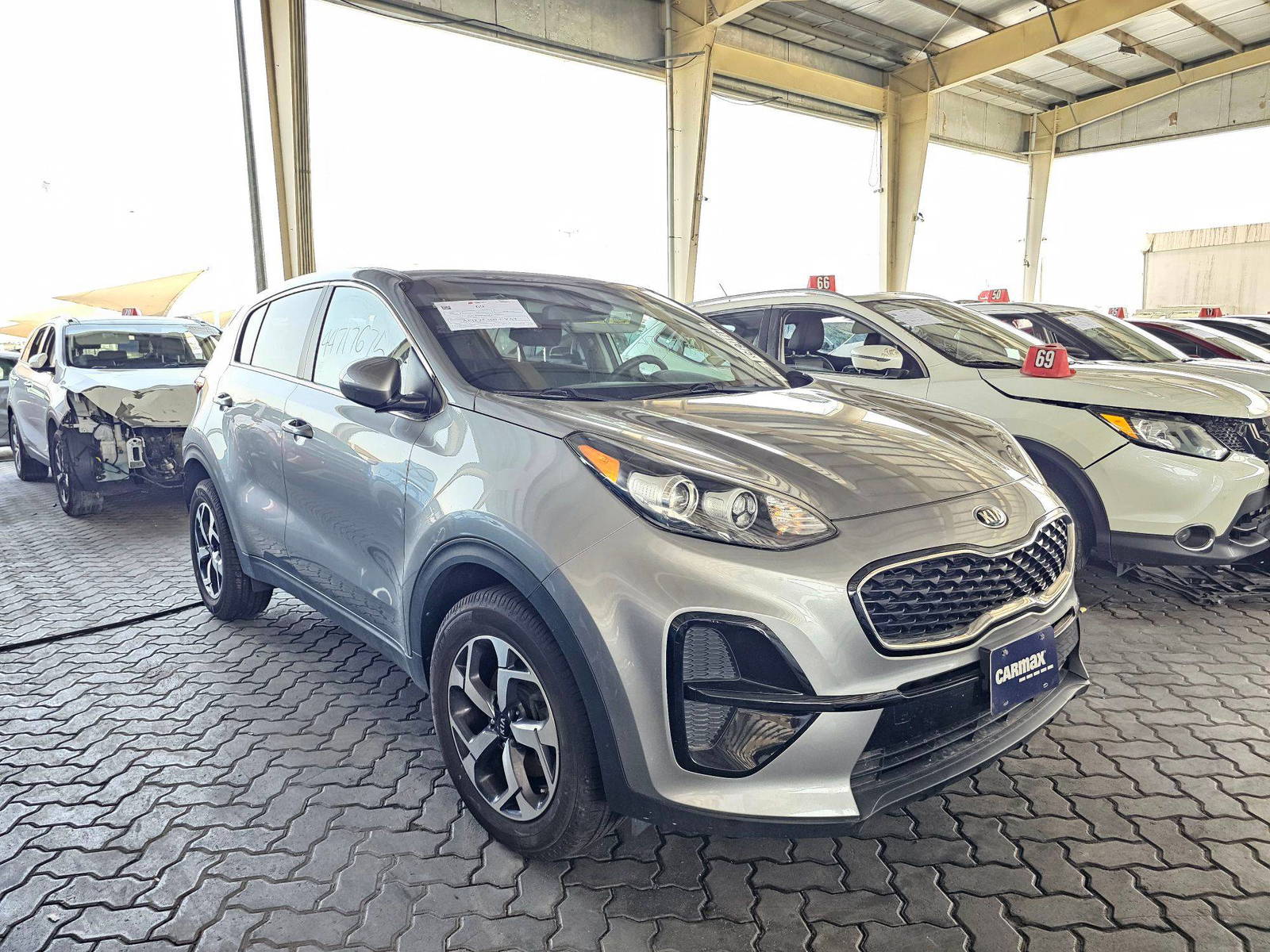 2020 KIA SPORTAGE — 104564 Miles — Lot 44717675 — Souq - Marhaba Auctions Used Cars - Image 3