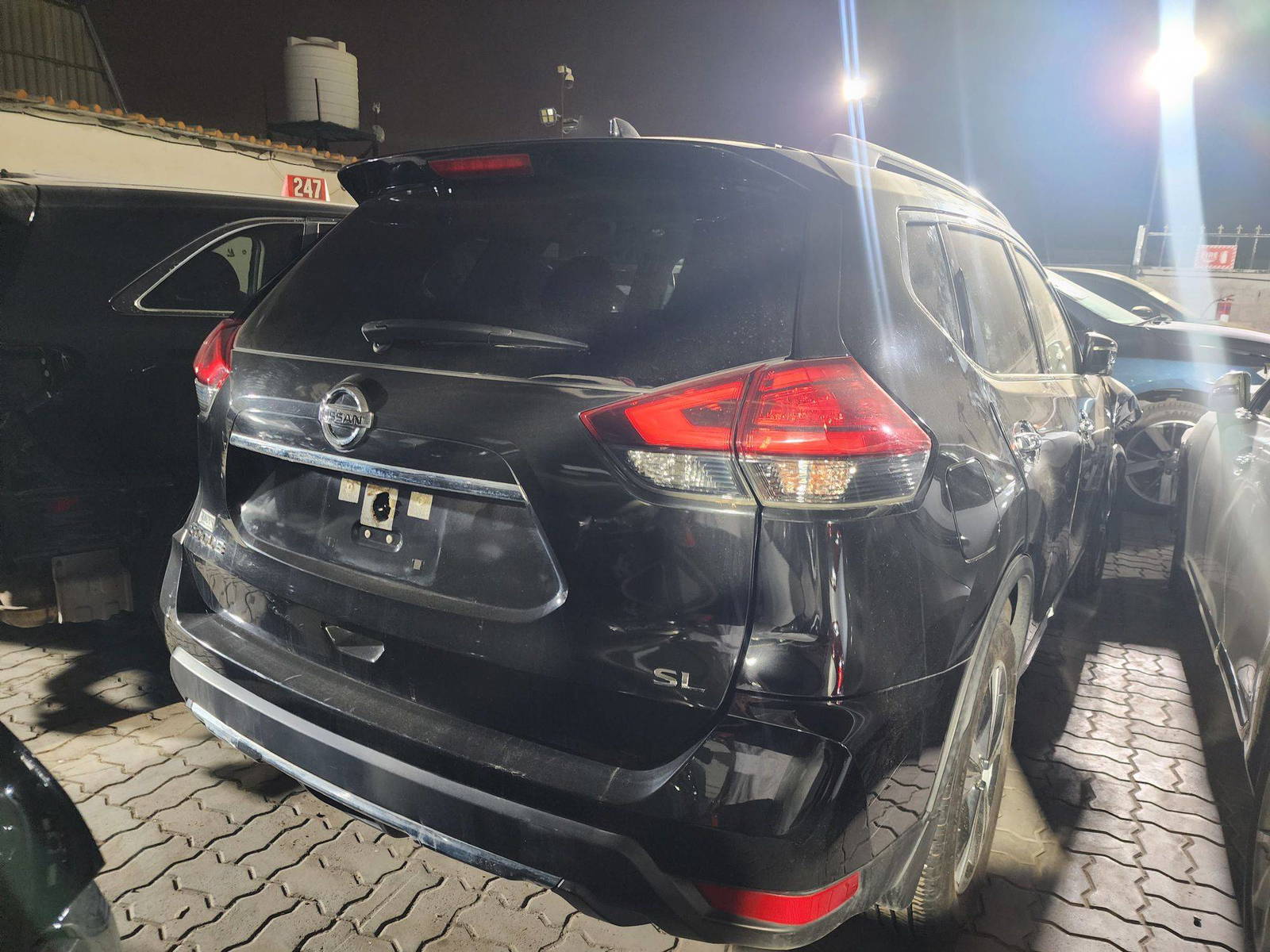 NISSAN ROGUE 2017 - Marhaba Auction Used Cars - Image 3