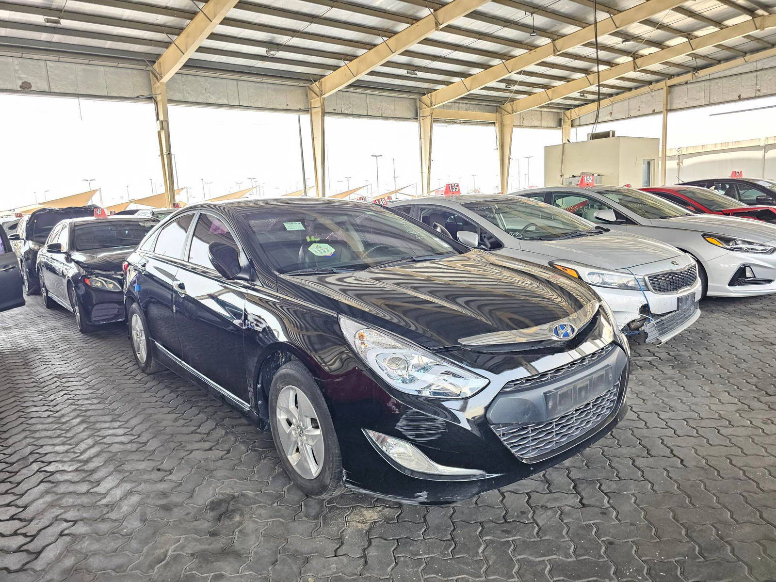 2012 HYUNDAI SONATA — 224385 KM — Lot 039336 — Souq - Marhaba Auctions Used Cars - Image 4