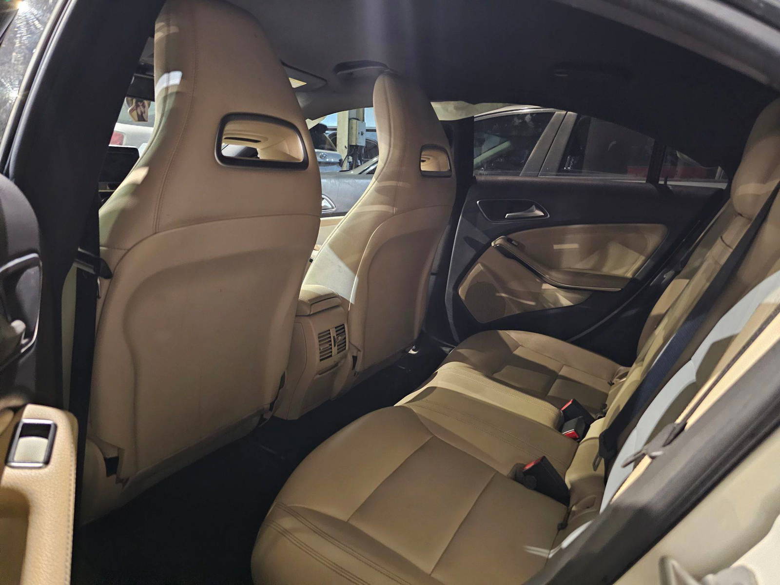 MERCEDES BENZ CLA 250 2015 - Marhaba Auction Used Cars - Image 7