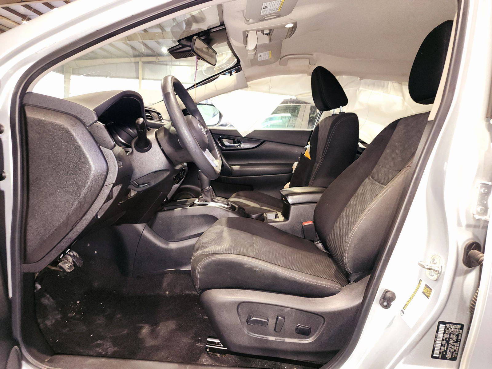 2020 NISSAN ROGUE SPORTS — 85398 Miles — Lot LW547416 — Souq - Marhaba Auctions Used Cars - Image 8