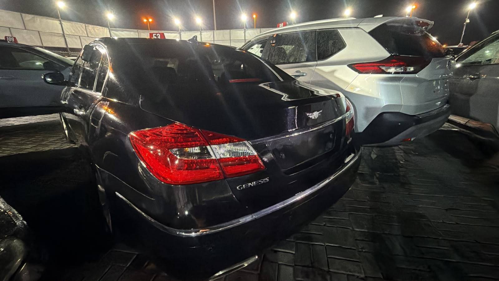2012 GENESIS G330 — 180608 KM — Lot BDU220431 - Marhaba Auctions Used Cars - Image 6