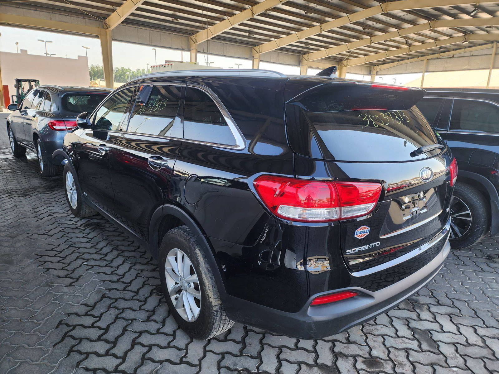2018 KIA SORENTO — 101966 Miles — Lot 38037313 - Marhaba Auctions Used Cars - Image 3