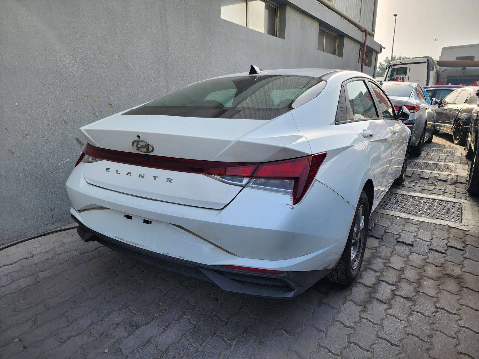 2021 HYUNDAI ELANTRA — 93878 Miles — Lot 41613005 — Main - Marhaba Auctions Used Cars - Image 4