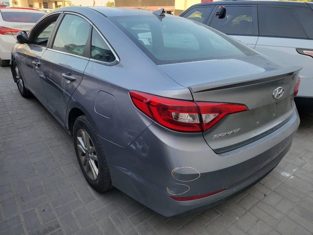 2017 HYUNDAI SONATA — 114754 Miles — Lot XHH572475 — Main - Marhaba Auctions Used Cars - Image 4