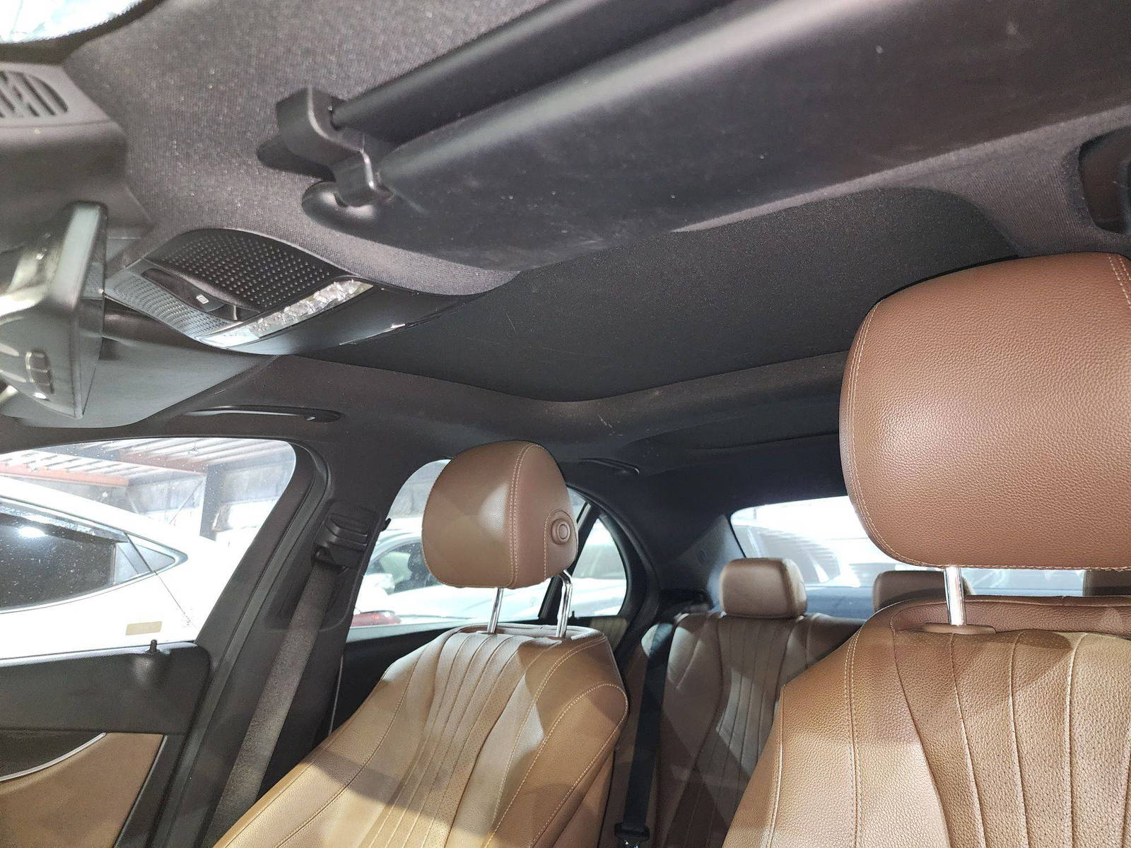 MERCEDES BENZ E-300 2018 - Marhaba Auction Used Cars - Image 10