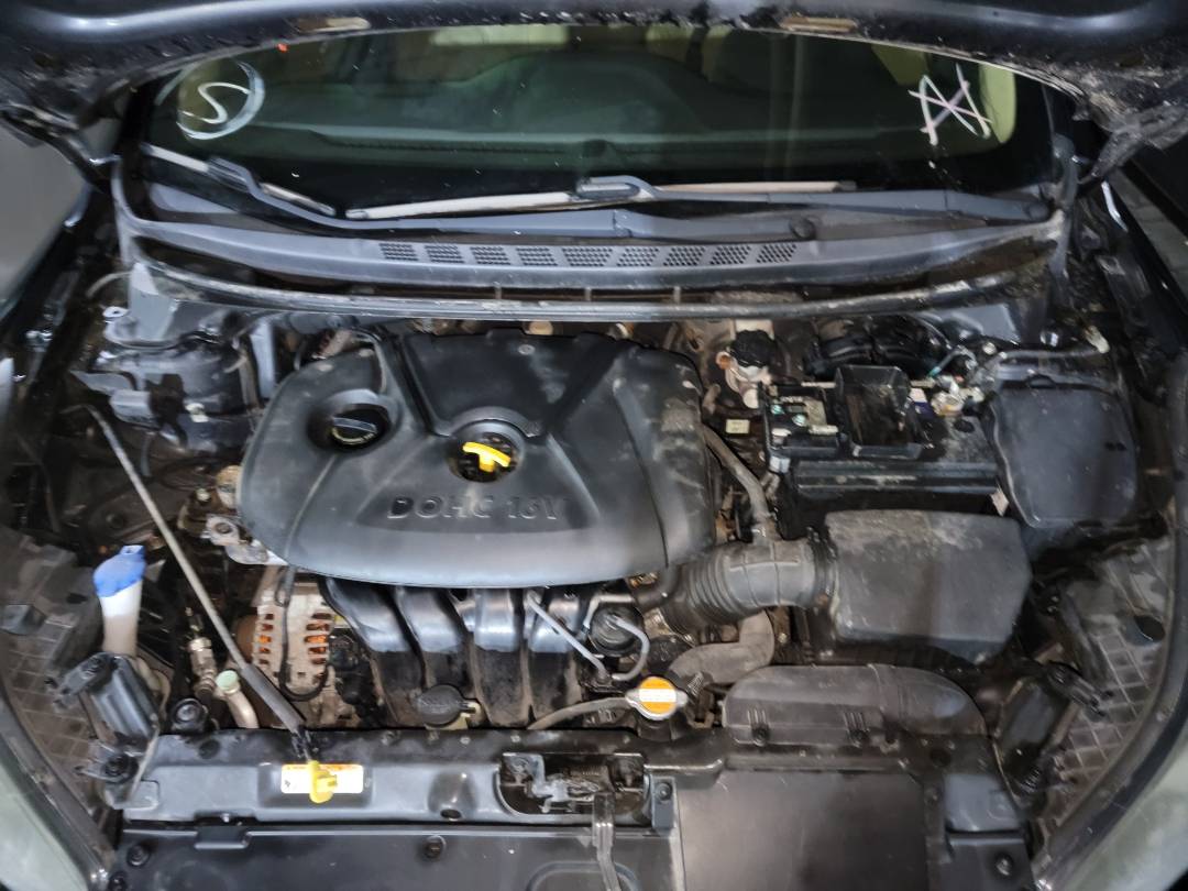 2012 HYUNDAI ELANTRA — 127200 Miles — Lot 61877303 - Marhaba Auctions Used Cars - Image 8