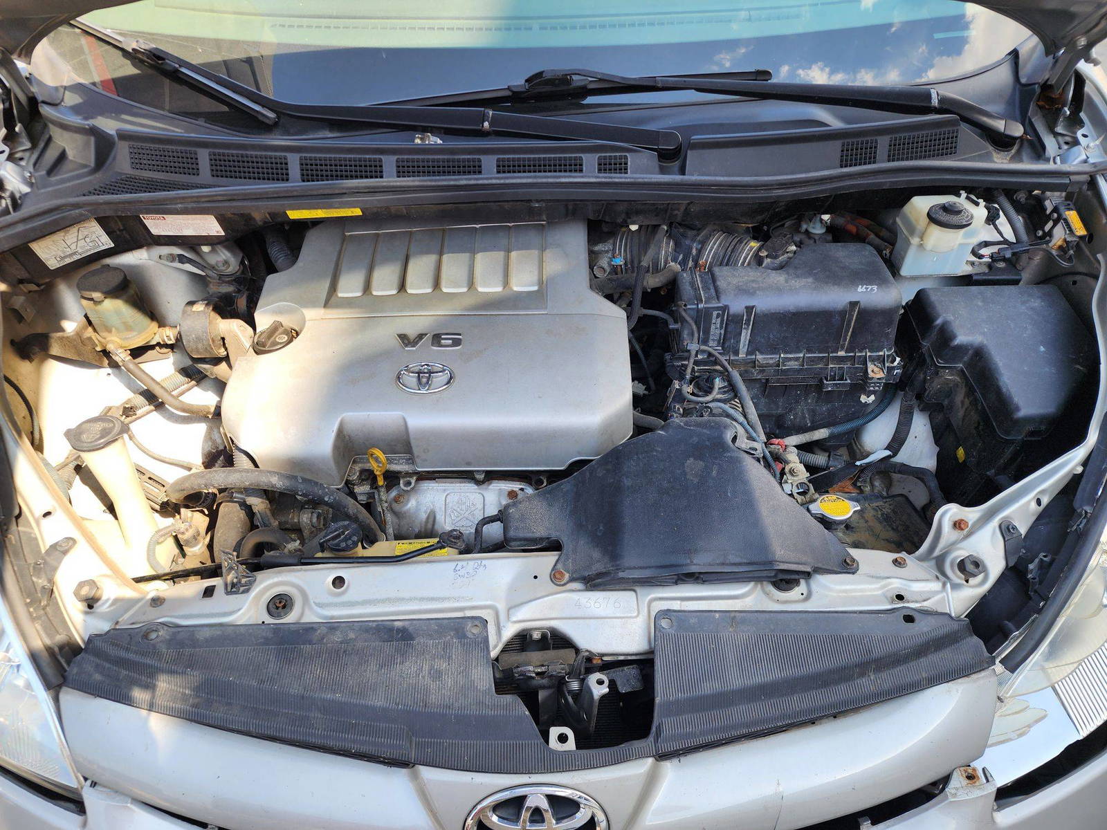 2008 TOYOTA SIENNA — 236268 Miles — Lot 33589 — Main - Marhaba Auctions Used Cars - Image 6