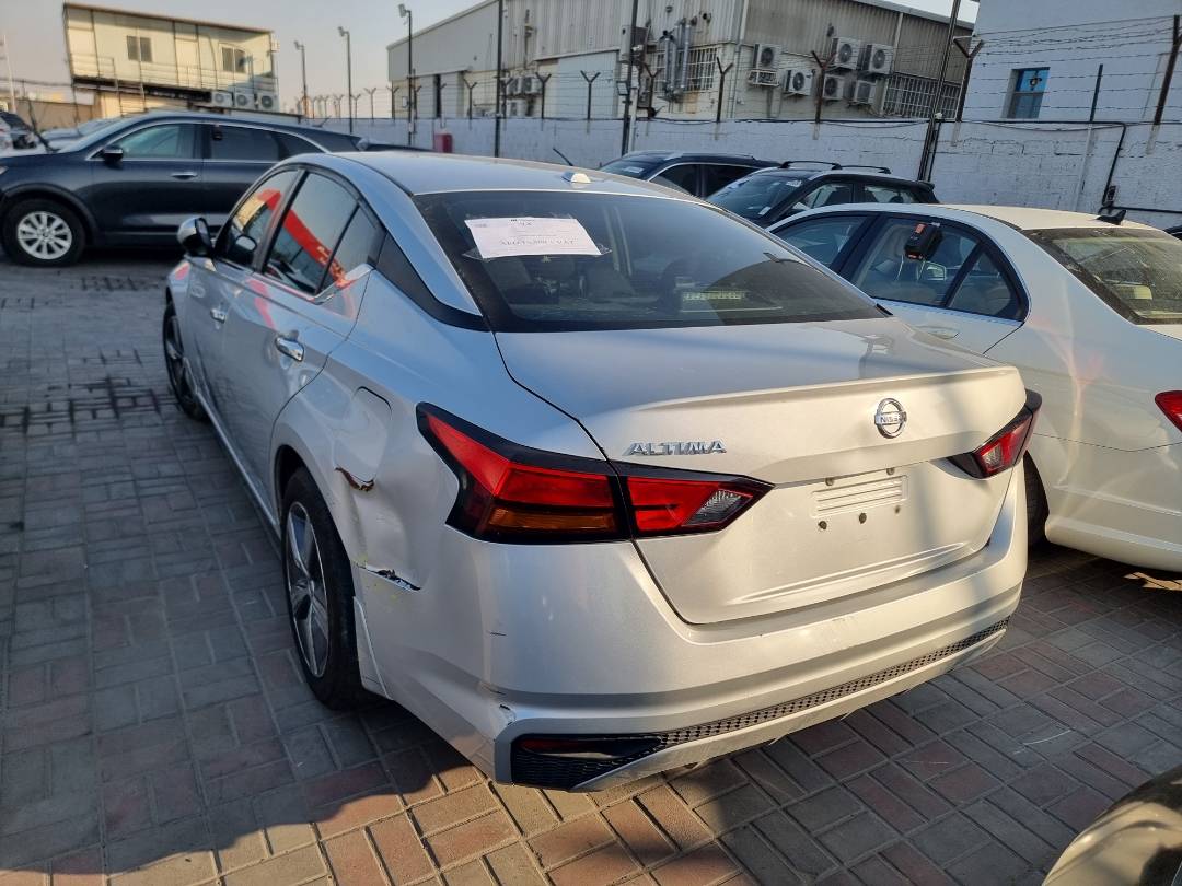 NISSAN ALTIMA 2019 - Marhaba Auction Used Cars - Image 5