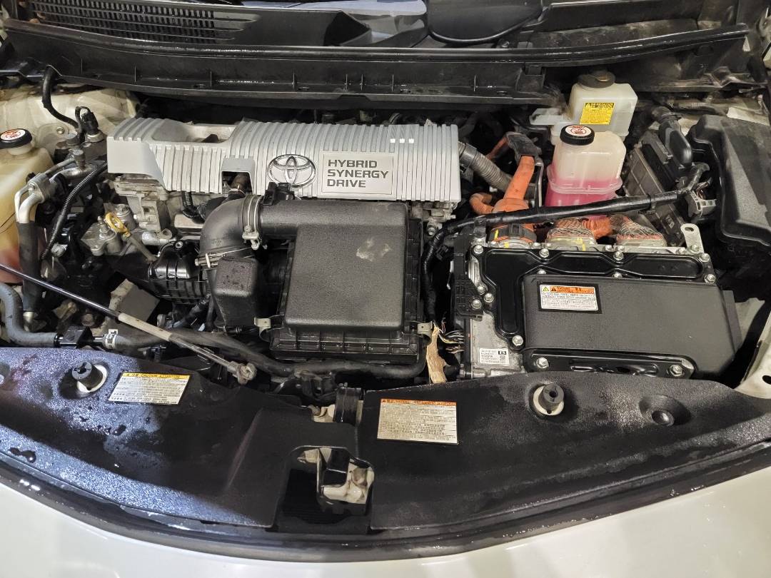2017 TOYOTA PRIUS — 411285 Miles — Lot J063285 — Main - Marhaba Auctions Used Cars - Image 10