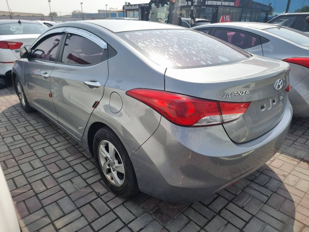 2013 HYUNDAI AVANTE — 249546 KM — Lot 124578 — Souq - Marhaba Auctions Used Cars - Image 4