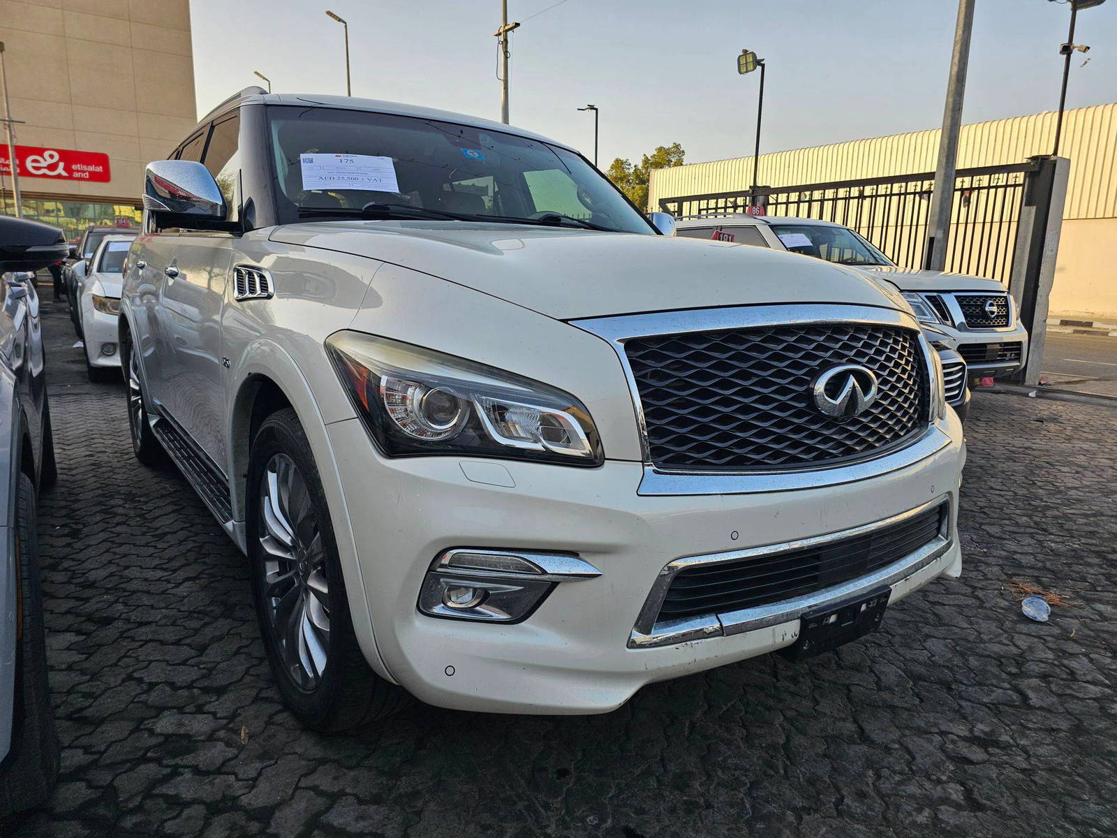 INFINITI QX80 2015 - Marhaba Auction Used Cars - Image 4