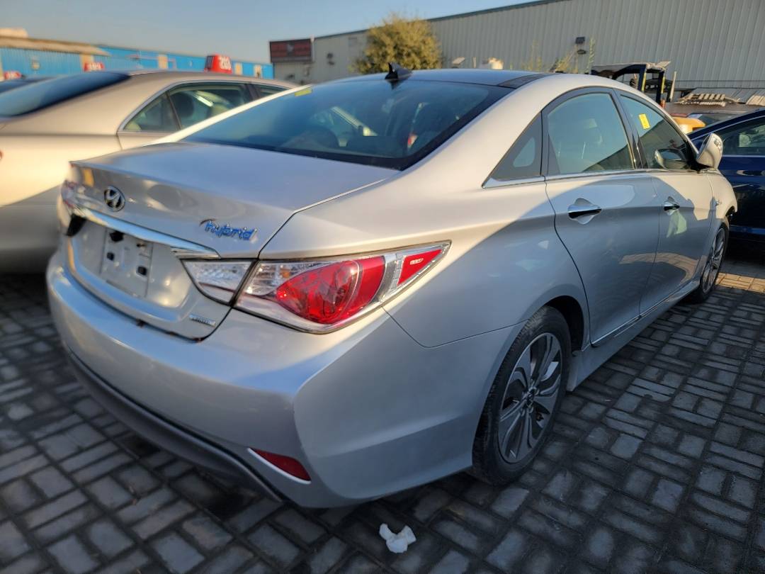 2015 HYUNDAI SONATA — 126356 Miles — Lot 119670 — Main - Marhaba Auctions Used Cars - Image 3