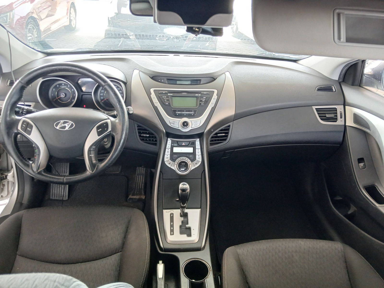 2012 HYUNDAI AVANTE — 132963 KM — Lot 410905 — Souq - Marhaba Auctions Used Cars - Image 7