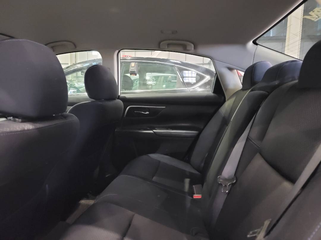 2016 NISSAN ALTIMA — 100595 Miles — Lot 238334 — Main - Marhaba Auctions Used Cars - Image 7