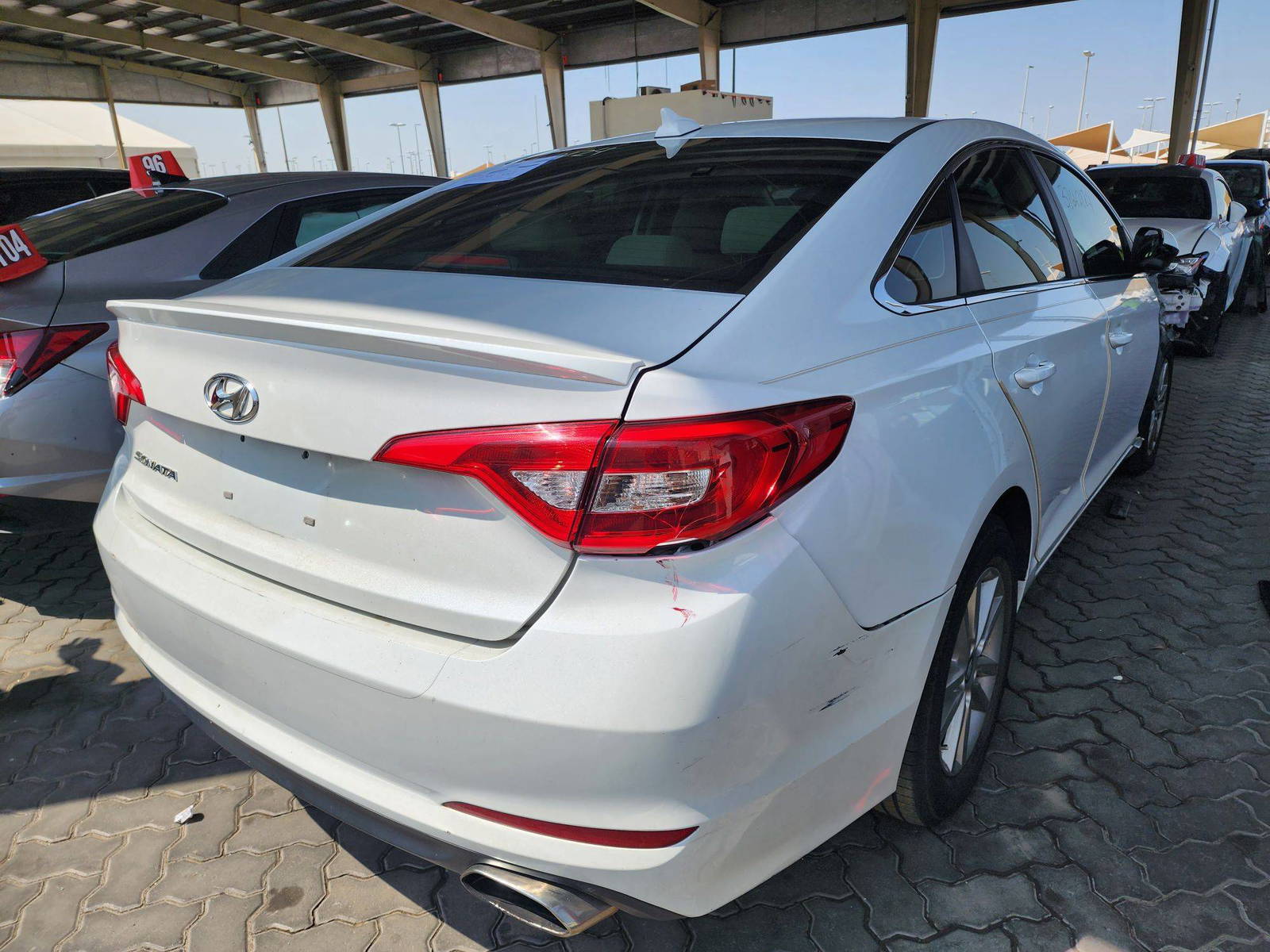 2015 HYUNDAI SONATA — 118588 Miles — Lot 37642124 - Marhaba Auctions Used Cars - Image 4