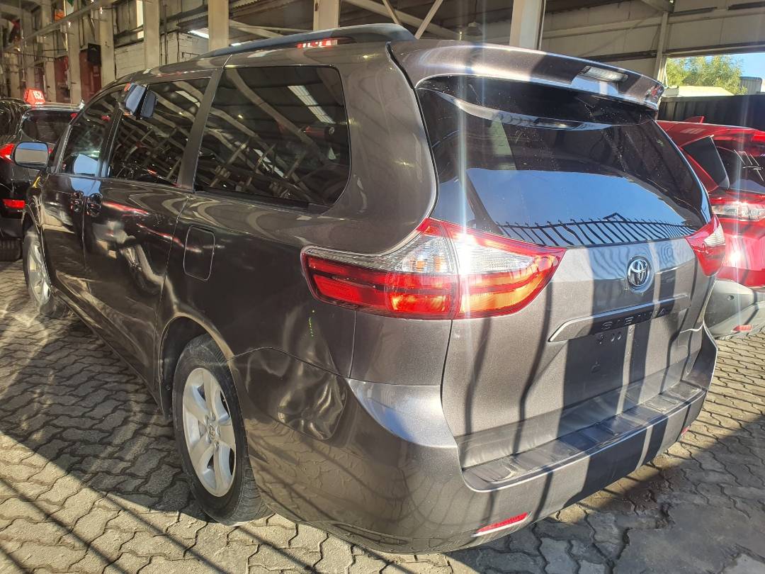 2015 TOYOTA SIENNA — 147886 Miles — Lot 548539 - Marhaba Auctions Used Cars - Image 11