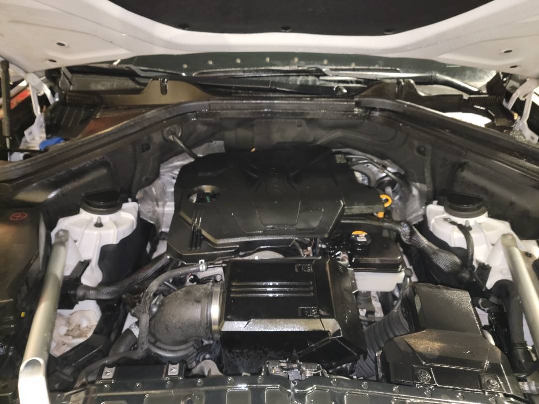 2021 GENESIS GV80 BASE — 29026 Miles — Lot 048546 - Marhaba Auctions Used Cars - Image 9