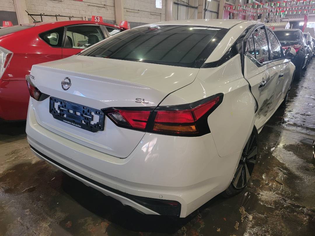 2019 NISSAN ALTIMA — 75078 KM — Lot 229029 — Main - Marhaba Auctions Used Cars - Image 4