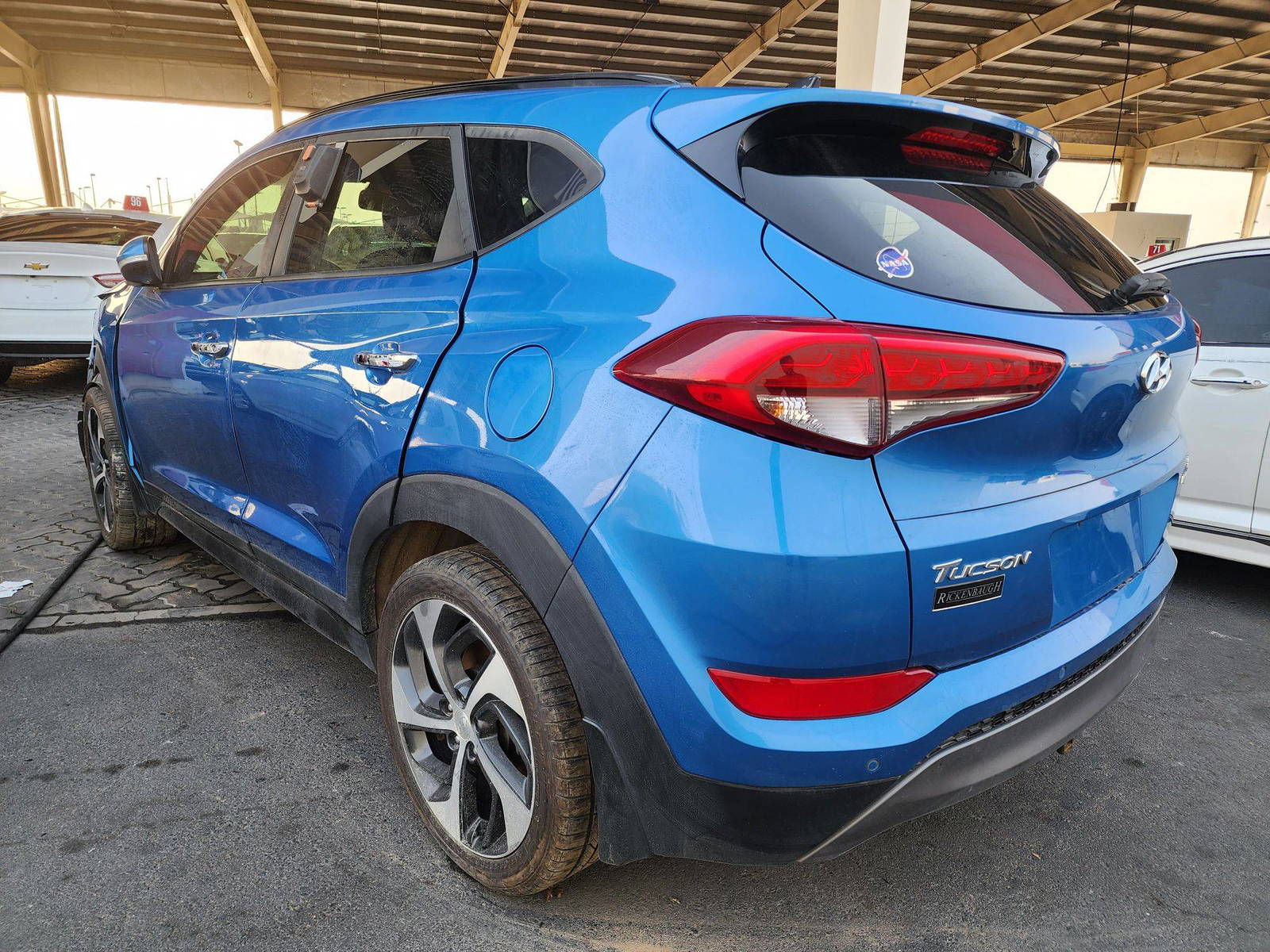 2016 HYUNDAI TUCSON — 107887 Miles — Lot 41268 — Souq - Marhaba Auctions Used Cars - Image 3