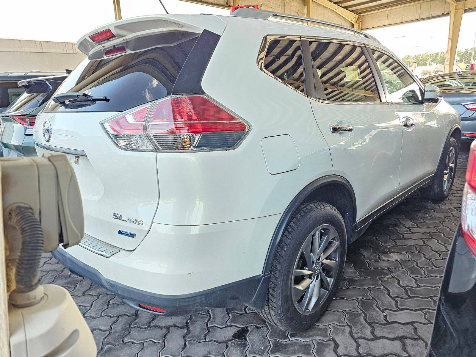 2014 NISSAN ROGUE — 157665 KM — Lot 71887435 — Souq - Marhaba Auctions Used Cars - Image 3