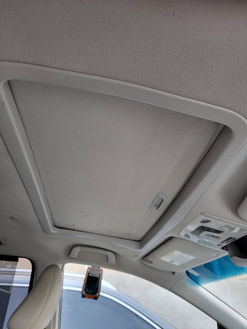 2014 TOYOTA SIENNA — 237020 Miles — Lot S477135 — Main - Marhaba Auctions Used Cars - Image 9