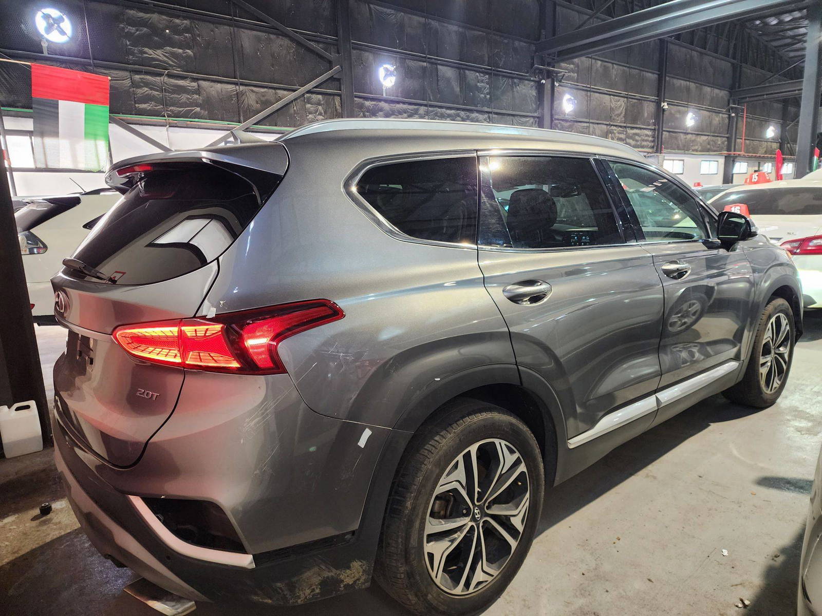 2019 HYUNDAI SANTA FE — 97698 Miles — Lot 69601164 — Al Quoz - Marhaba Auctions Used Cars - Image 6