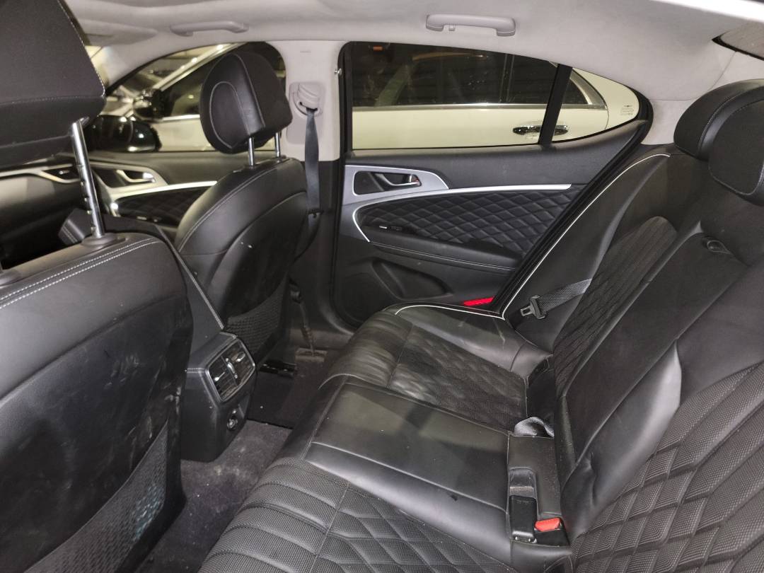 2019 GENESIS G70 — 51997 Miles — Lot 37494081 - Marhaba Auctions Used Cars - Image 5