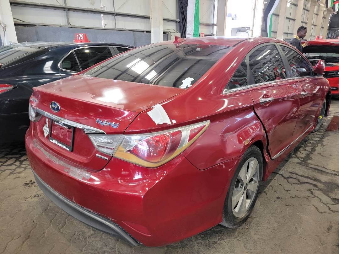 2013 HYUNDAI SONATA — 136876 Miles — Lot 67376753 - Marhaba Auctions Used Cars - Image 4
