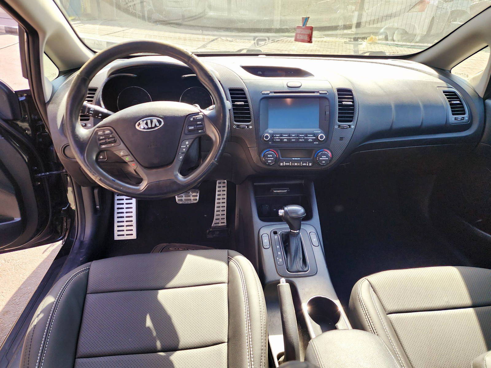 2014 KIA FORTE — 196086 KM — Lot 4A88E5139313 — Souq - Marhaba Auctions Used Cars - Image 7