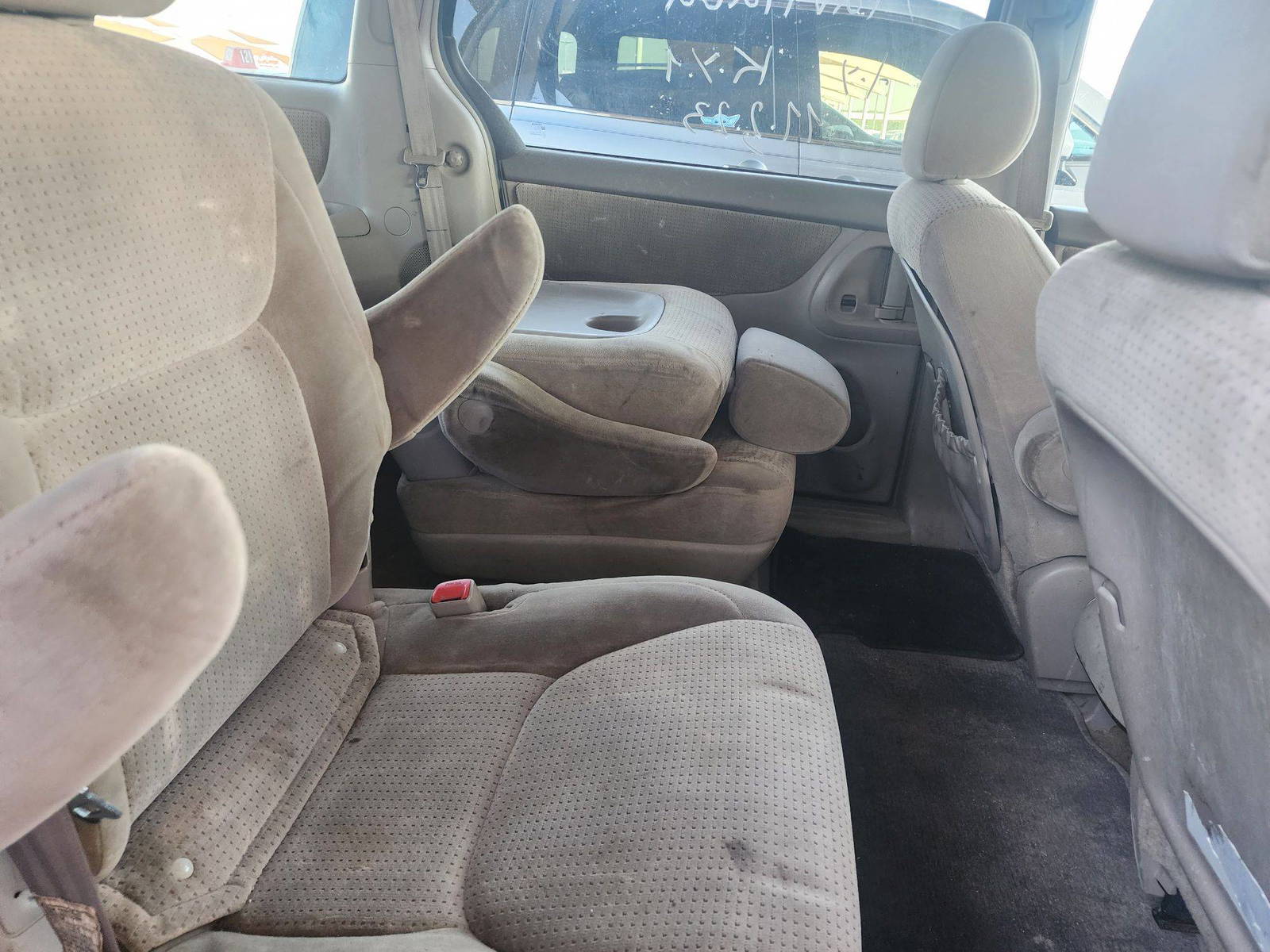 2007 TOYOTA SIENNA — 146375 Miles — Lot 71410523 - Marhaba Auctions Used Cars - Image 9