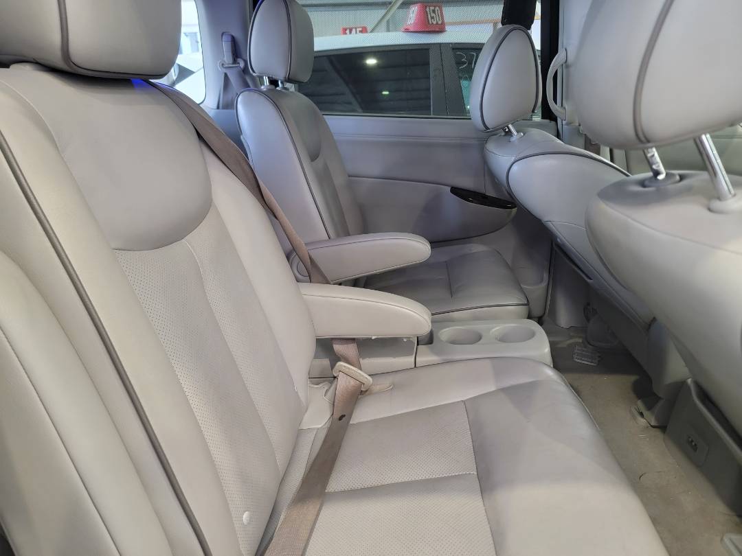 2012 NISSAN QUEST — 163618 Miles — Lot 76617393 - Marhaba Auctions Used Cars - Image 5