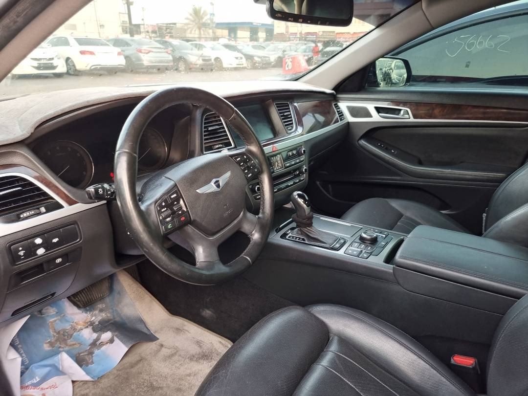 2014 HYUNDAI GENESIS — 157666 KM — Lot 215478 — Ind. 12 - Marhaba Auctions Used Cars - Image 8