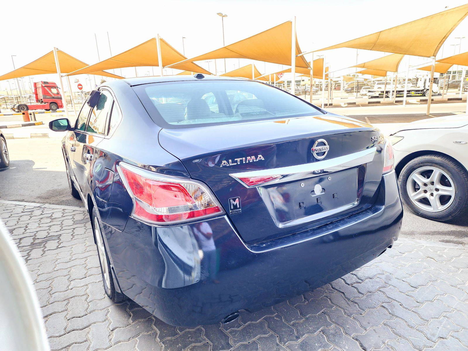 2014 NISSAN ALTIMA — 275312 Miles — Lot 9EC317103 — Souq - Marhaba Auctions Used Cars - Image 4