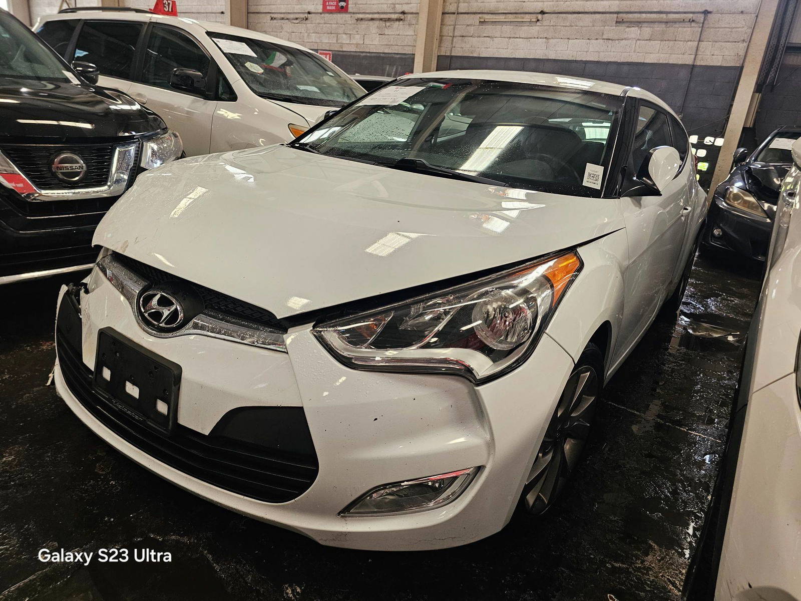 2017 HYUNDAI VELOSTER — 31556 Miles — Lot 91272475 — Main - Marhaba Auctions Used Cars - Image 3