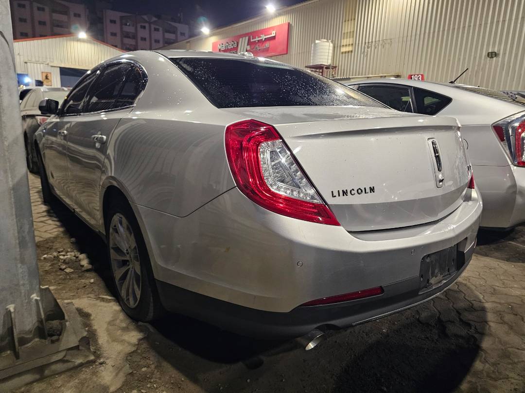 2014 LINCOLN MKS — 171901 KM — Lot EG607768 — Main - Marhaba Auctions Used Cars - Image 3