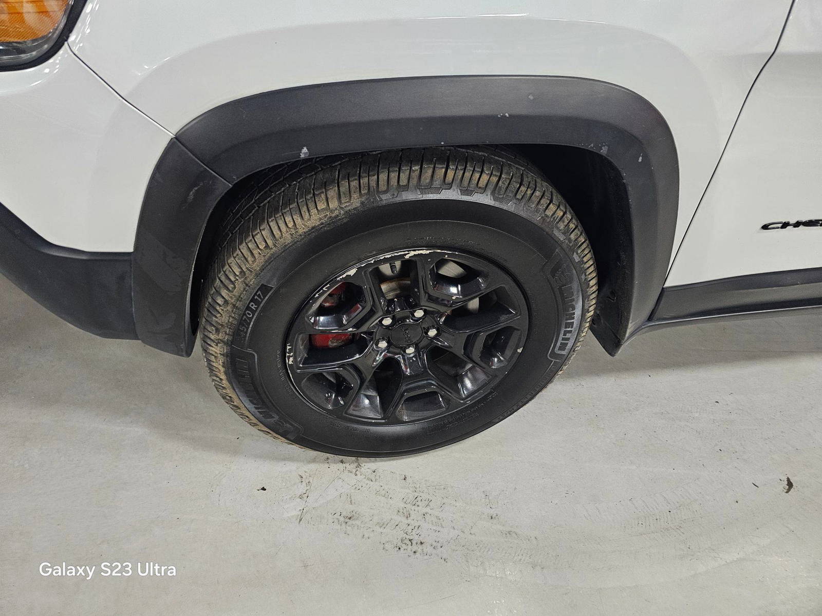 2019 JEEP CHEROKEE — 110338 Miles — Lot 6KD298269 — Main - Marhaba Auctions Used Cars - Image 6