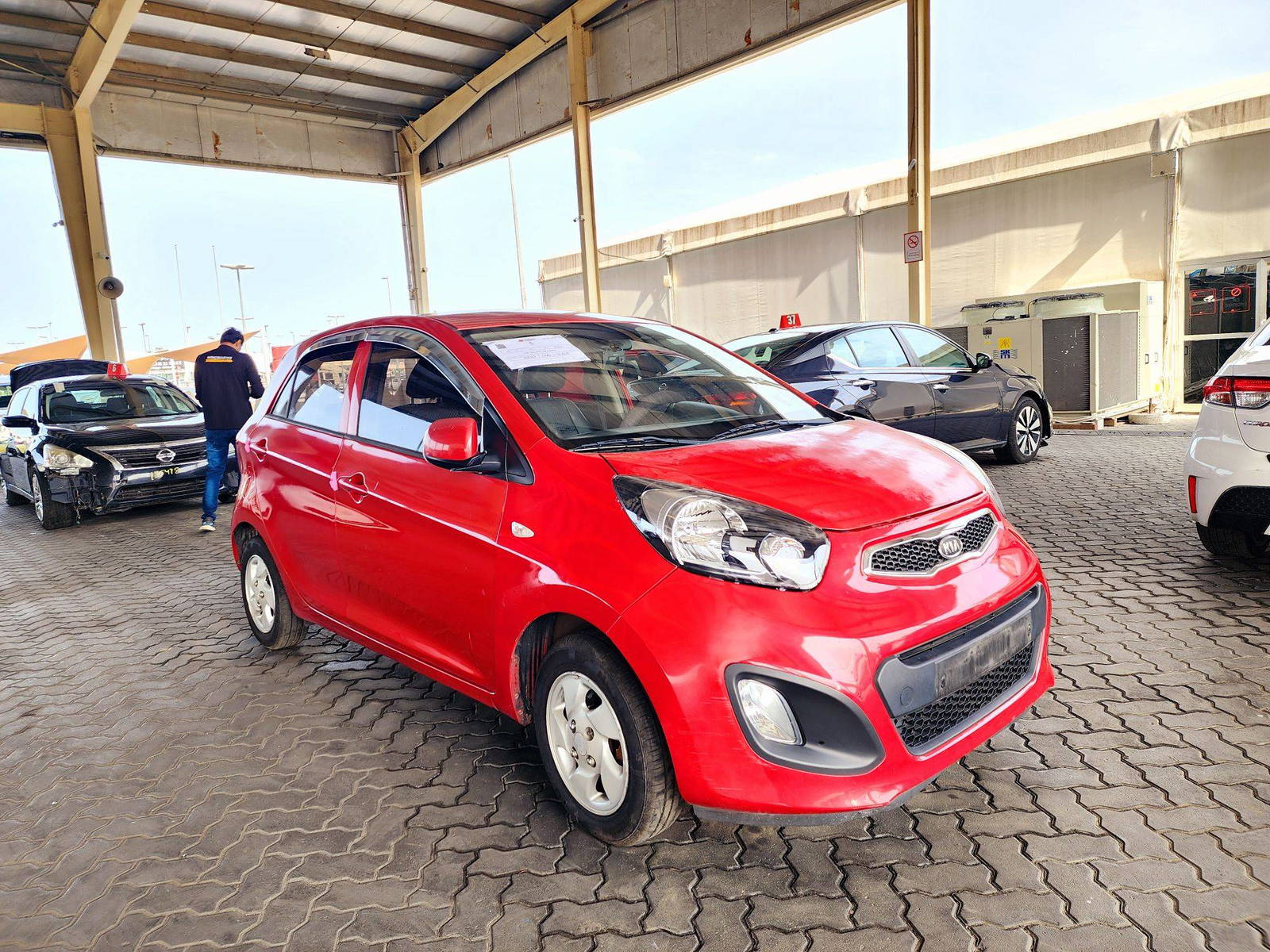 2012 KIA MORNING — 121539 KM — Lot 169813 — Souq - Marhaba Auctions Used Cars - Image 4