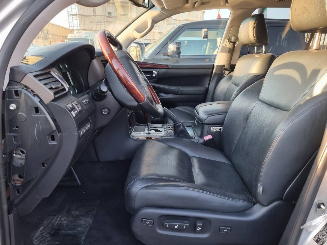2011 LEXUS LX 570 — 160180 Miles — Lot 125487 — Ind. 12 - Marhaba Auctions Used Cars - Image 8