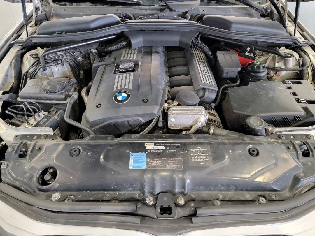2008 BMW 528i — 296762 KM — Lot C008464 — Main - Marhaba Auctions Used Cars - Image 12