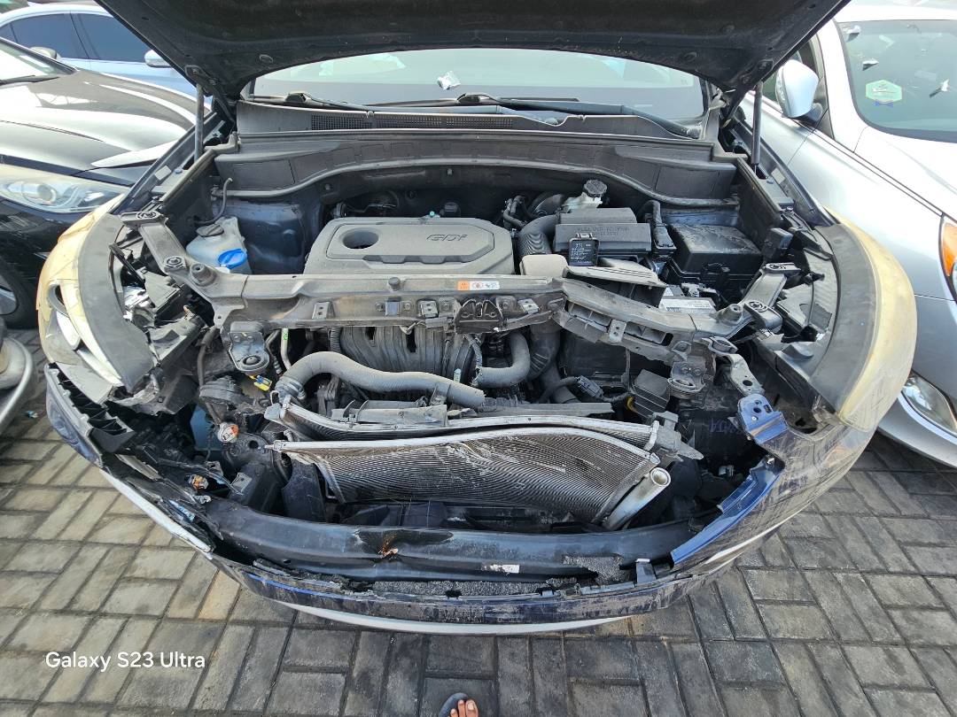 2018 HYUNDAI SANTA FE SPORT — 97344 Miles — Lot 56800005 — Main - Marhaba Auctions Used Cars - Image 11