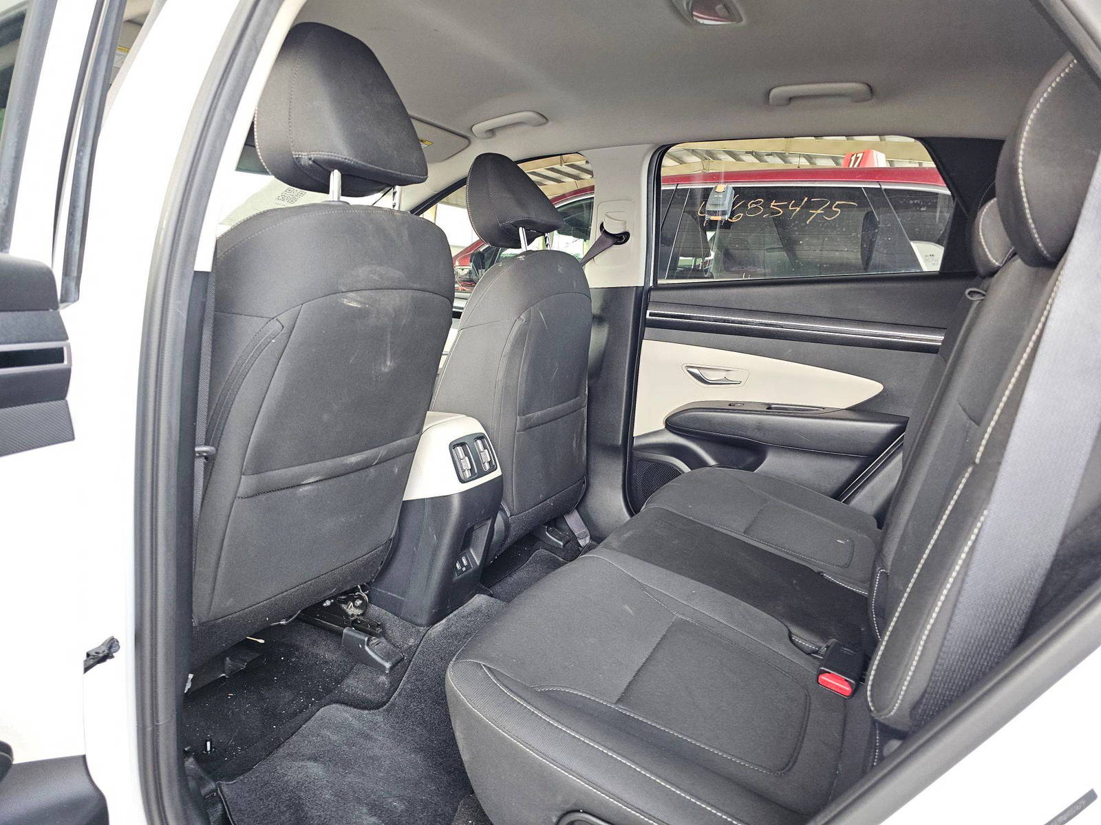 2022 HYUNDAI TUCSON — 24047 Miles — Lot 41317010 — Souq - Marhaba Auctions Used Cars - Image 6