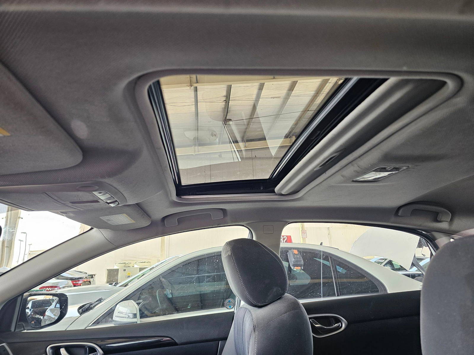 NISSAN SENTRA 2018 - Marhaba Auction Used Cars - Image 9