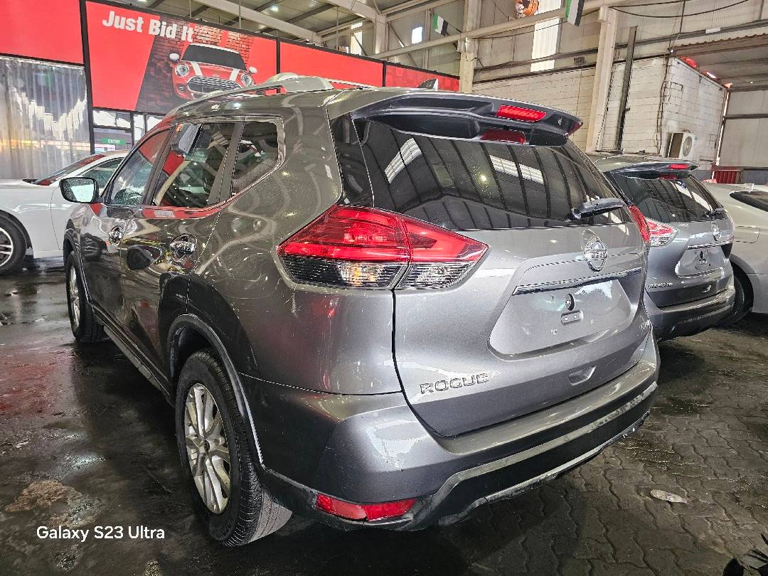NISSAN ROGUE