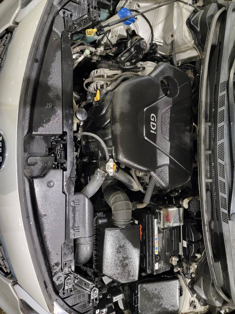 2014 KIA K3 — 107768 KM — Lot 852483 — Main - Marhaba Auctions Used Cars - Image 10